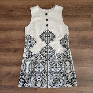 Alice + Olivia White Sleeveless Shift Dress with Black Embroidered Pattern